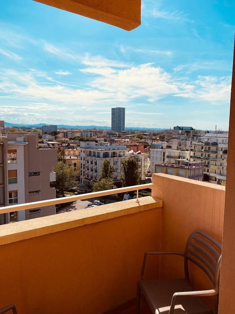Bellevue 4* Rimini